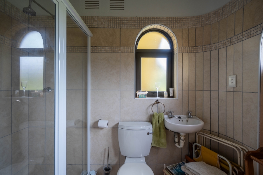 7 Bedroom Property for Sale in West Beach Eastern Cape